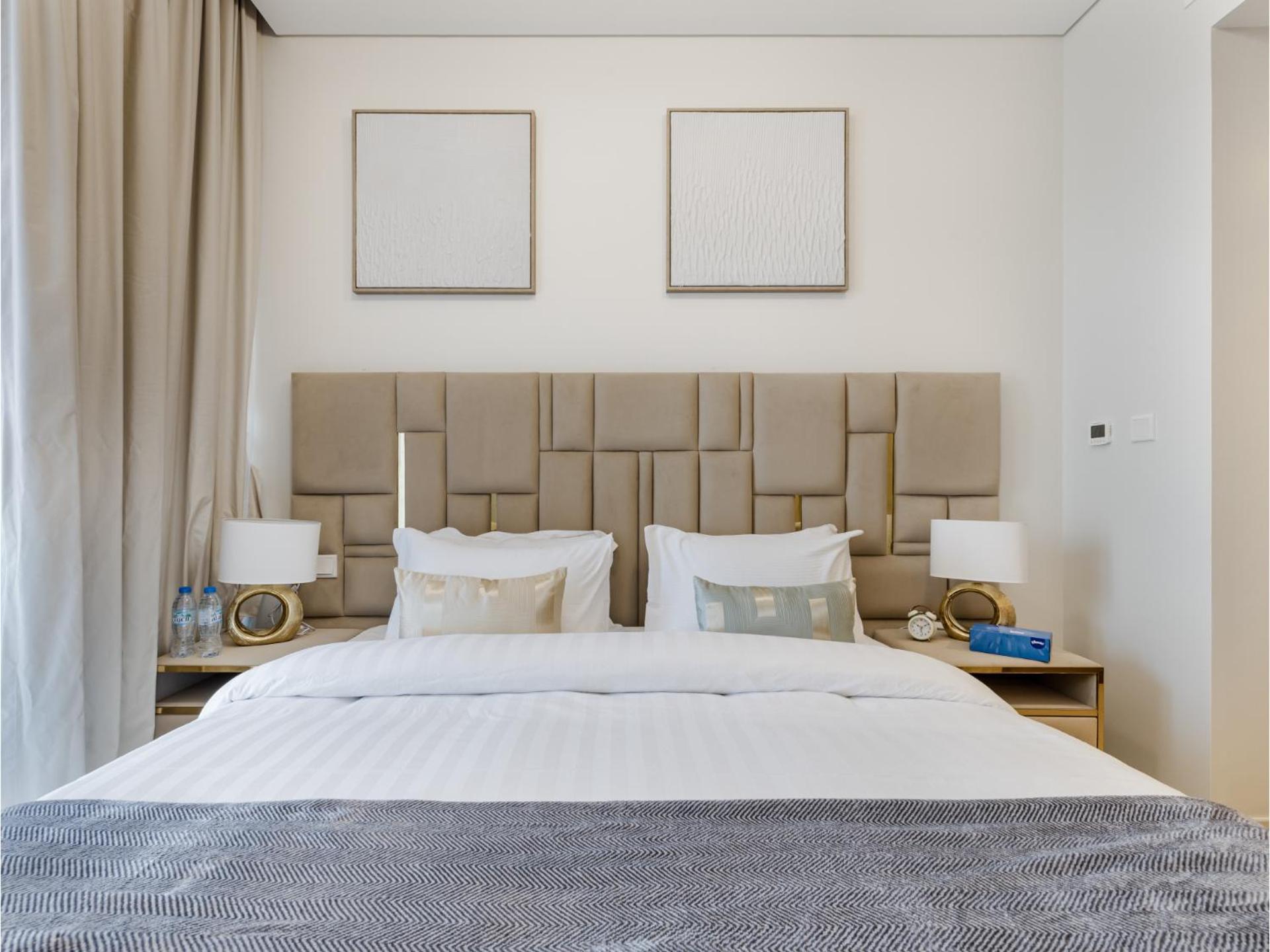Apartment Stylish 2br Maid's Aykon Business Bay Dubai